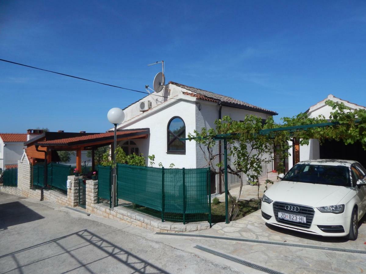 Apartman Duje Petrčane Dış mekan fotoğraf