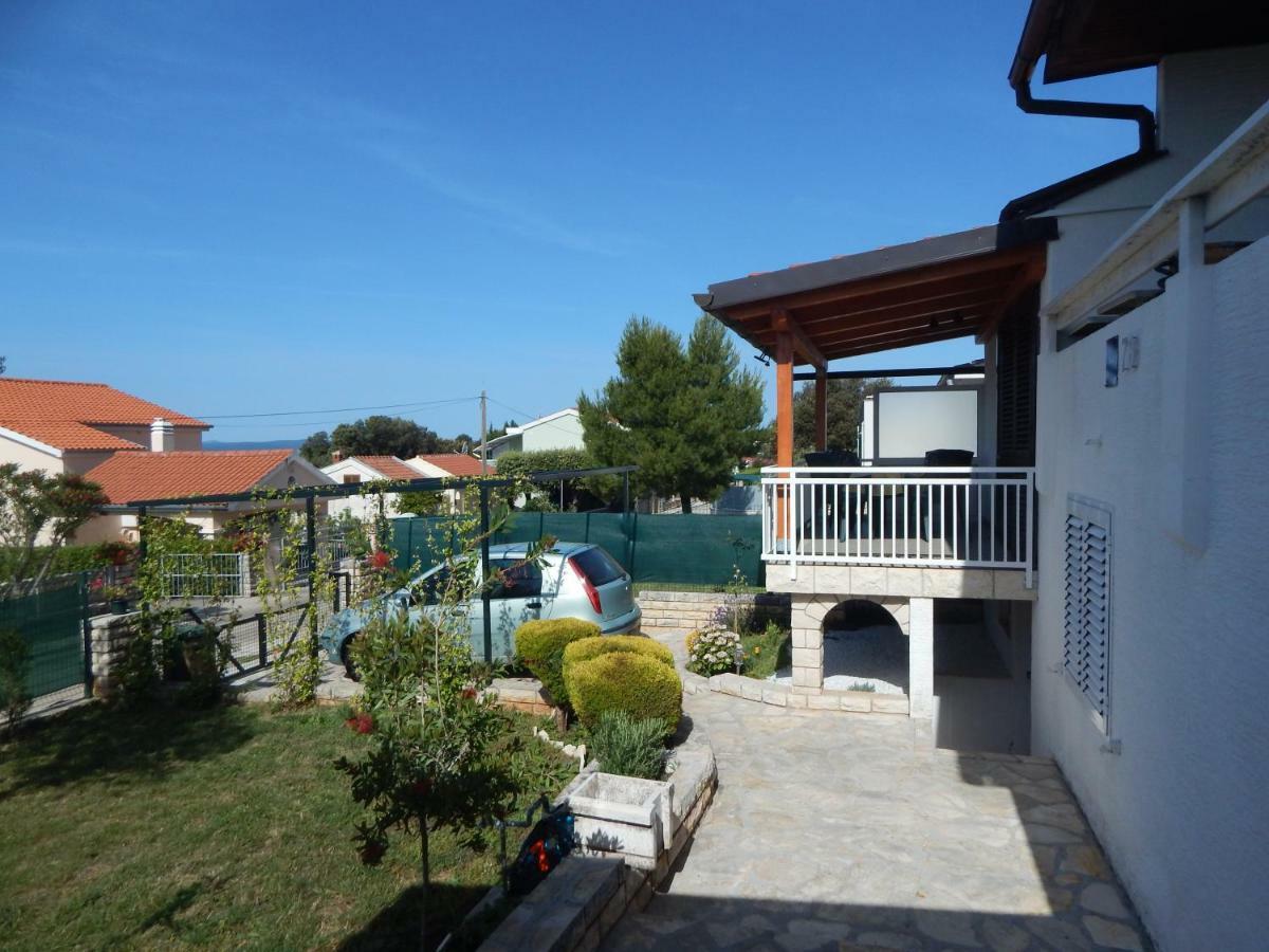 Apartman Duje Petrčane Dış mekan fotoğraf